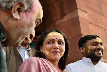 Holi remebers Lalu Prasad Yadav, forget these others difficulties too