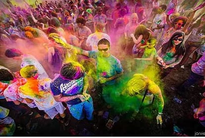 Apart from India, those 15 countries where holi celebrate