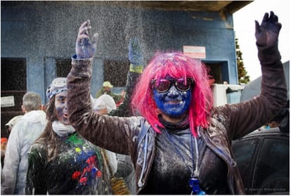 Apart from India, those 15 countries where holi celebrate