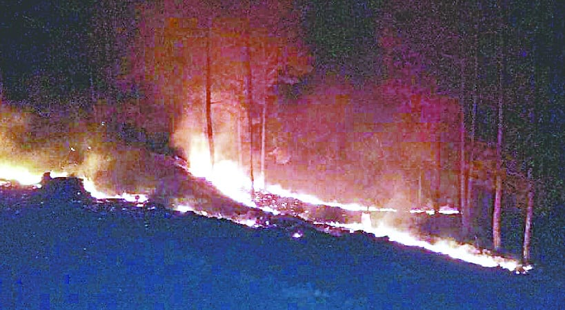 Fire, scurry of fire to Mallikarjuna temple complex