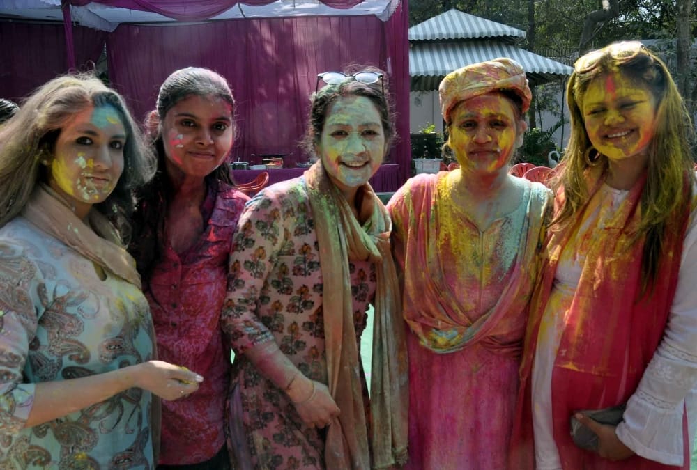 mulayam singh's younger daughter in law plays holi.
