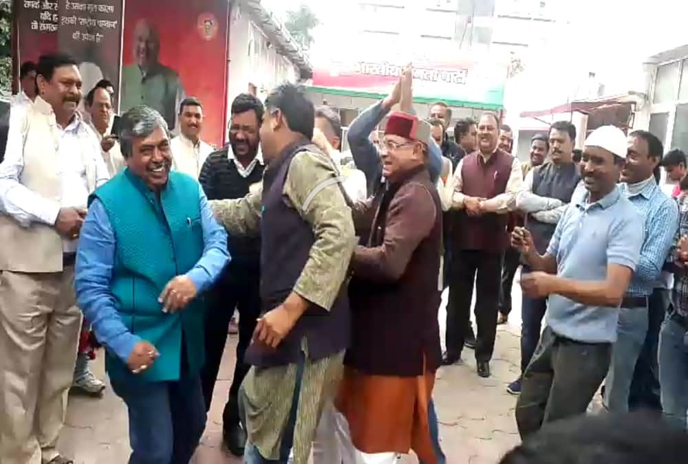 Election result bjp celebration in uttarakhand