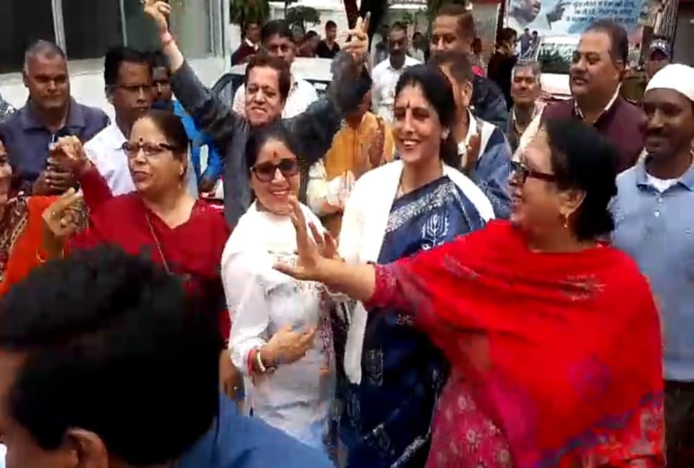 Election result bjp celebration in uttarakhand