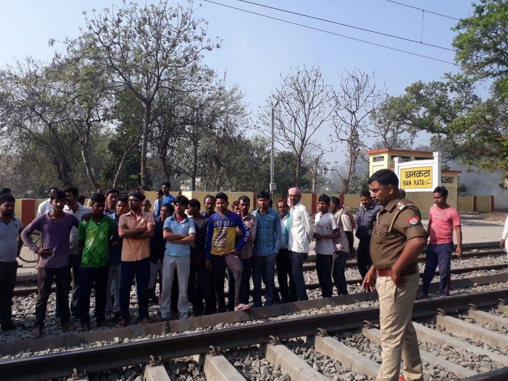 male, female youth dead body found