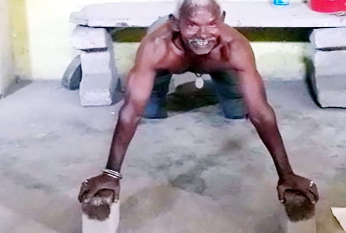 This sixty six year old man has amazing body See these pictures