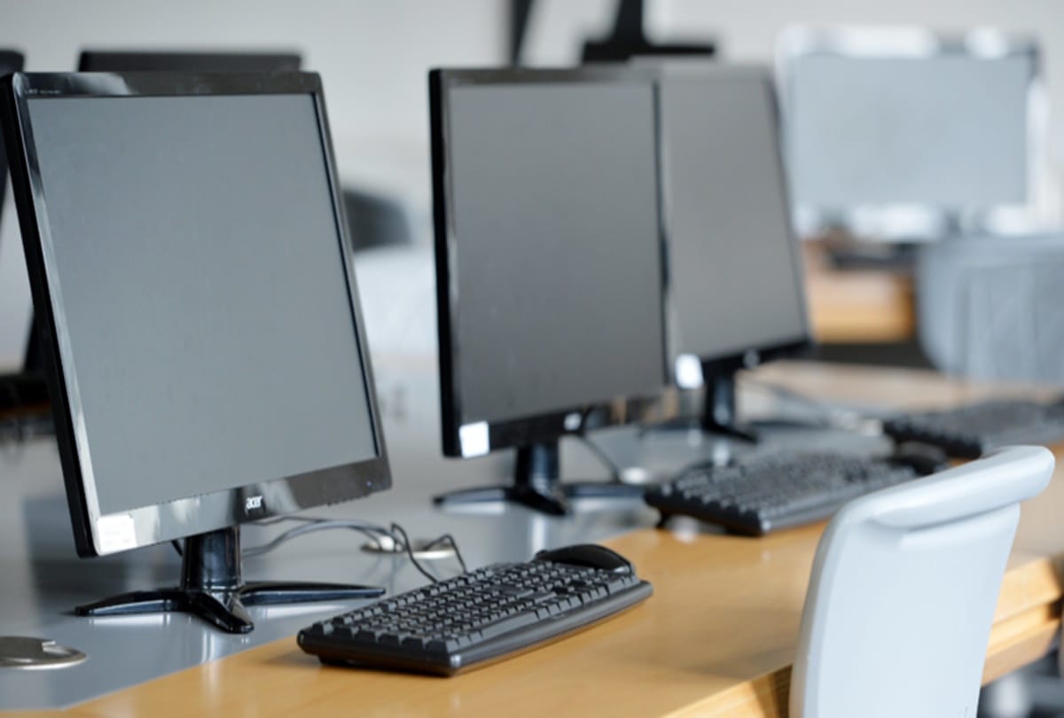 A Man in Ghana teaching computing without computers
