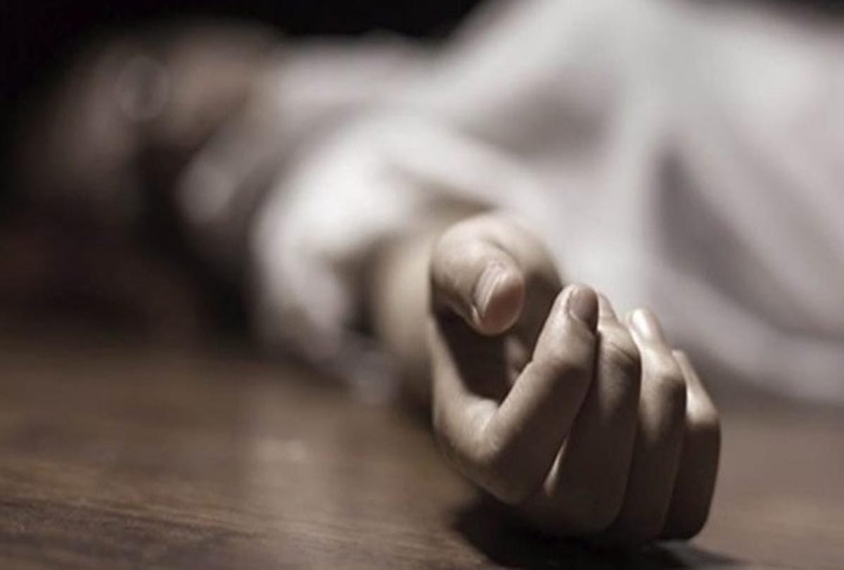 wife committed suicide in auraiya
