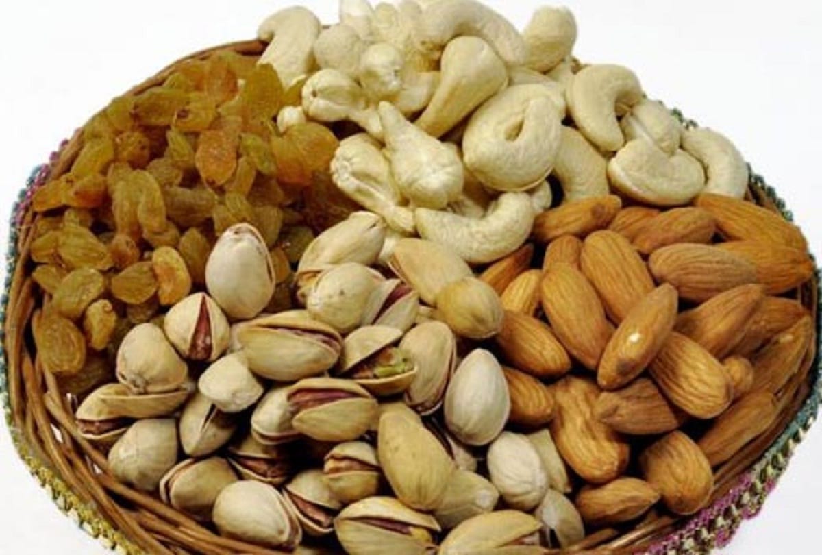 Do You know The Benefit of Eating dry fruits 