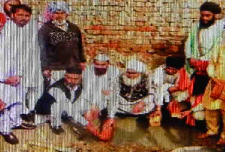 salute to friendship, hindu people donated land for masjid in village for muslim family