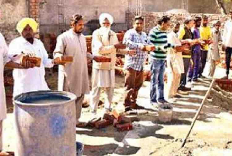 salute to friendship, hindu people donated land for masjid in village for muslim family