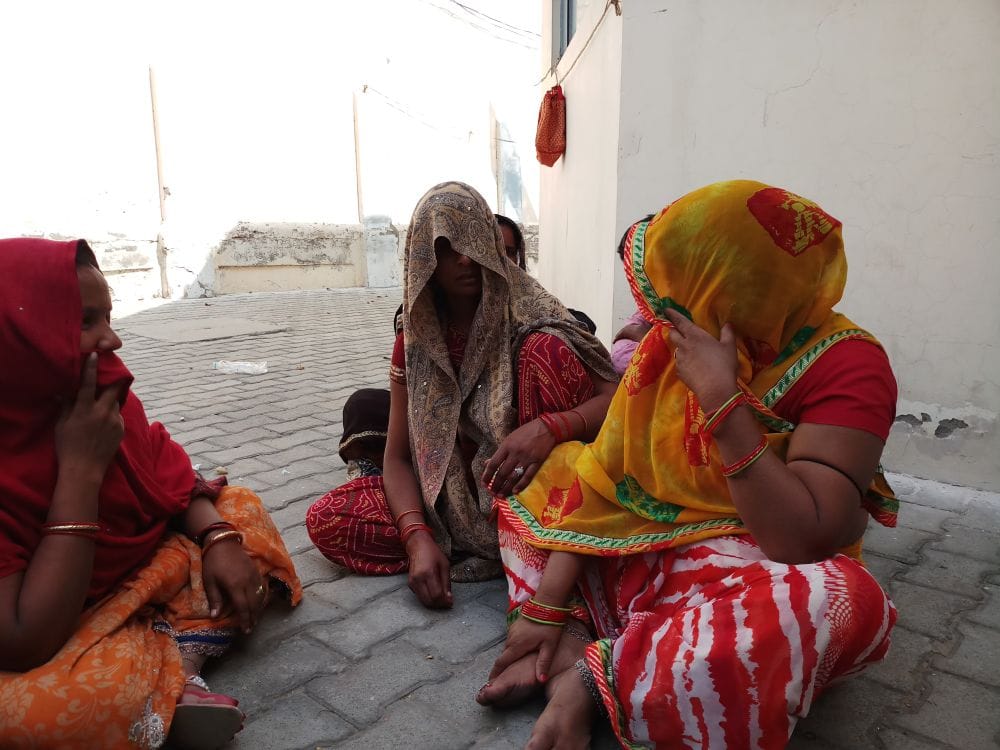 agra murder of vegetable seller in his house 
