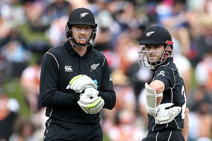 england beat new zealand by four runs in third odi match