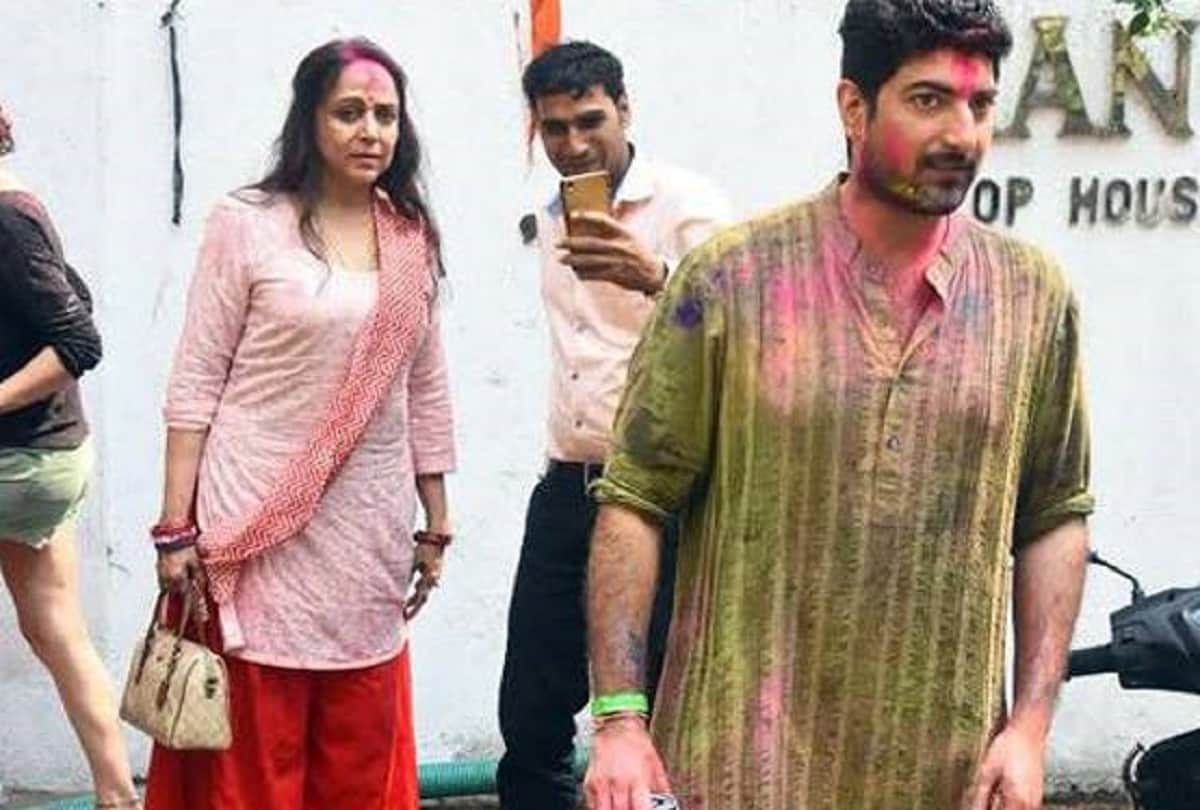 hema malini celebrated holi with esha deol and bharat takhtani