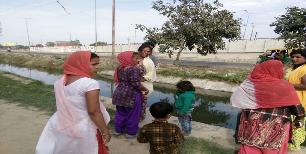 Child died due to drowning at meerut