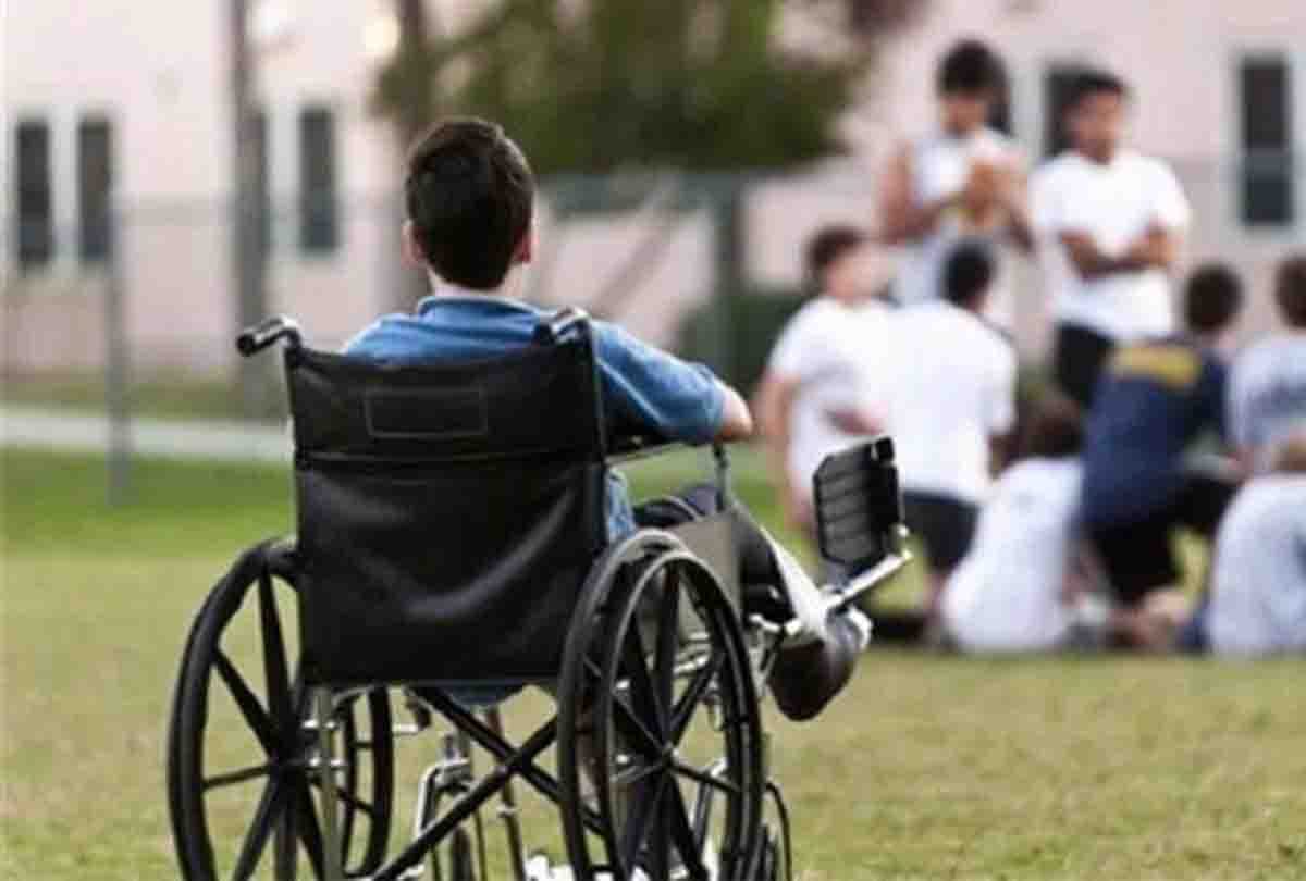 cbse board disabled student use laptop in board exam