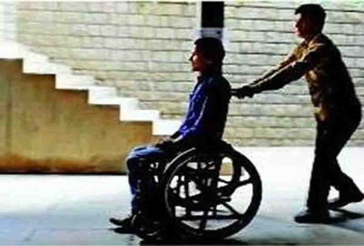cbse board disabled student use laptop in board exam