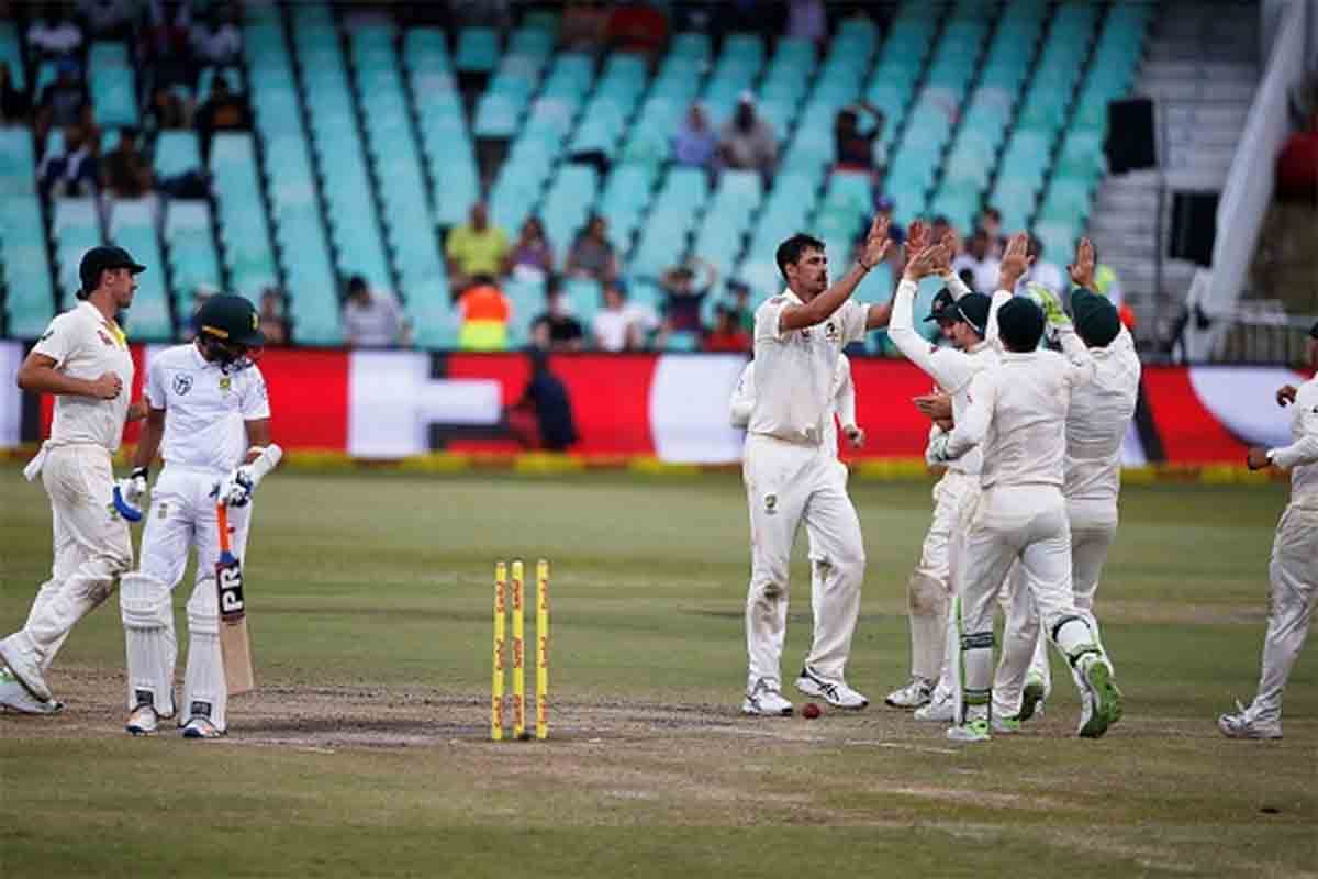 mitchell starc reveals steve smith told him to bowl negative line to ab devilliers