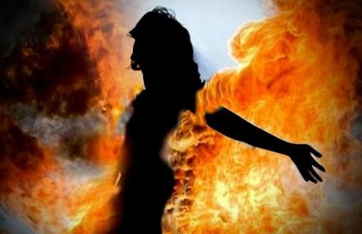 Man allegedly burn his wife alive for giving birth to four daughters