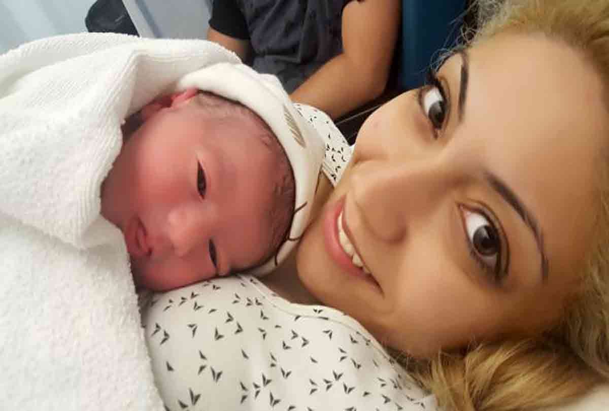 rafaela lamprou making huge money by selling her breast milk on demand of bodybuilders