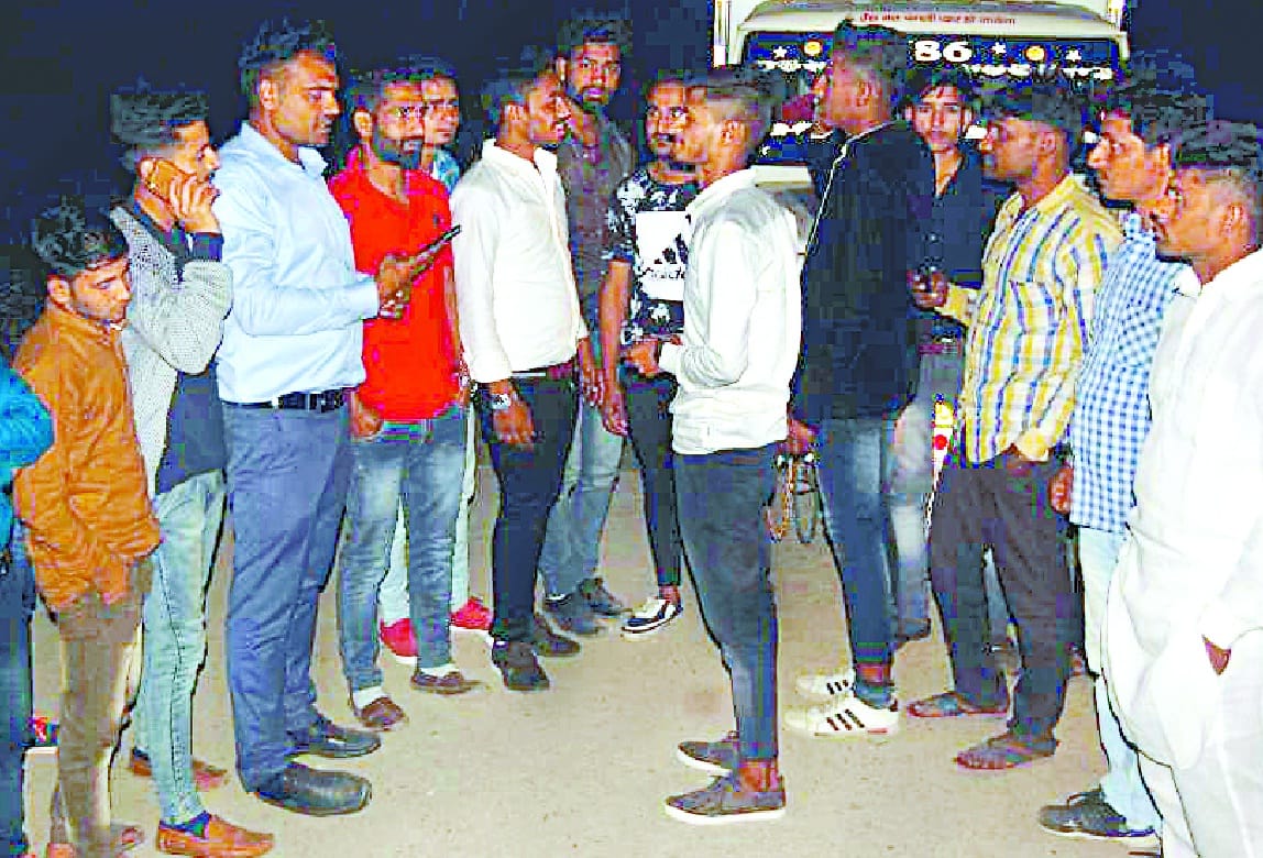 Death of youth in accident, disorder at postmortem delay