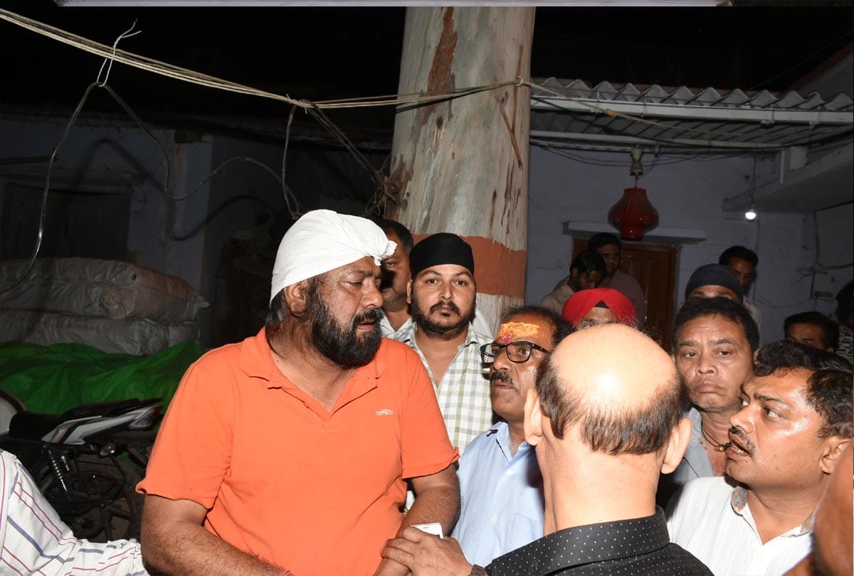 Holi balloons became bone of contention between BJP and Congress