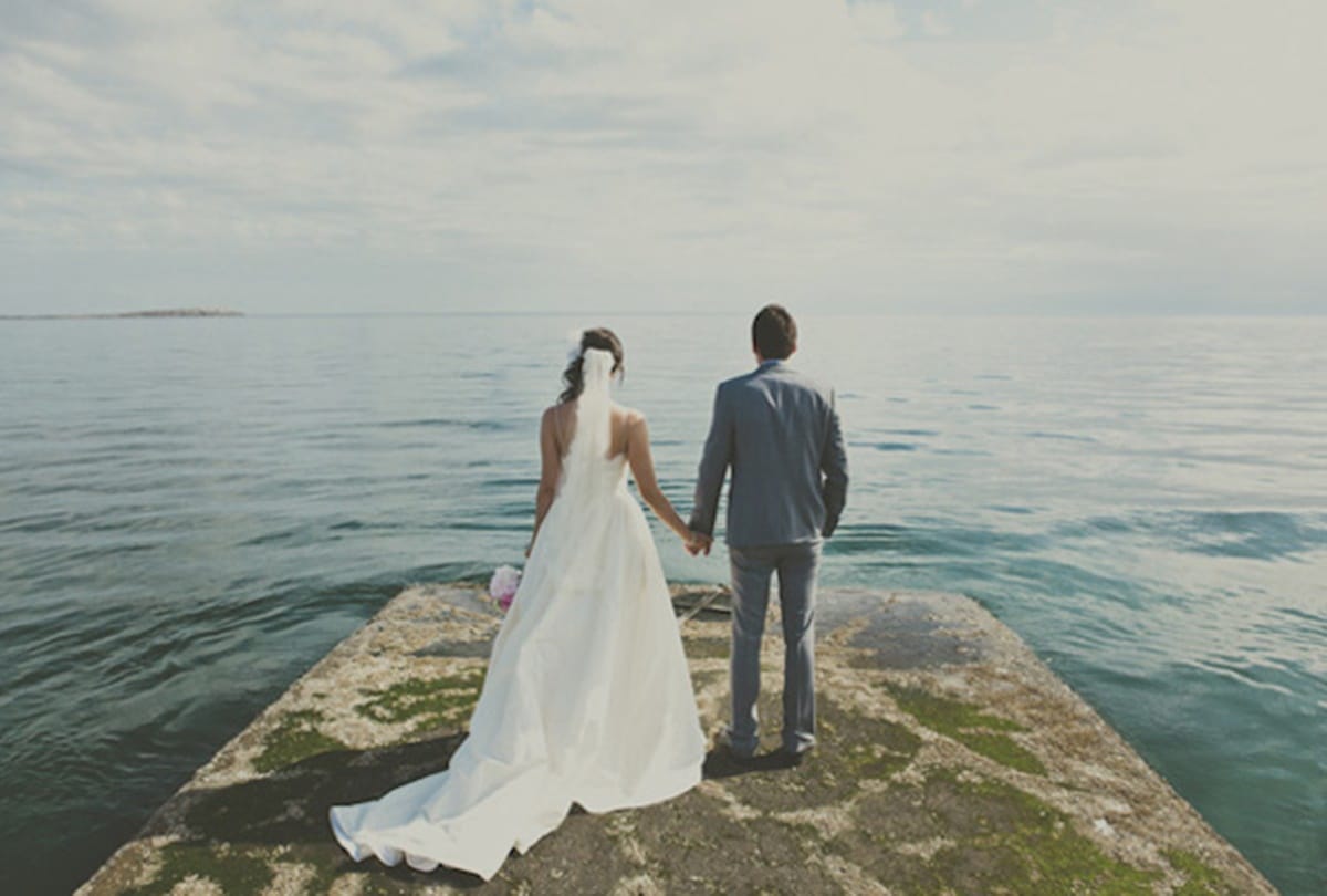 Canada court imposed fine on bridal for loss of Photographer