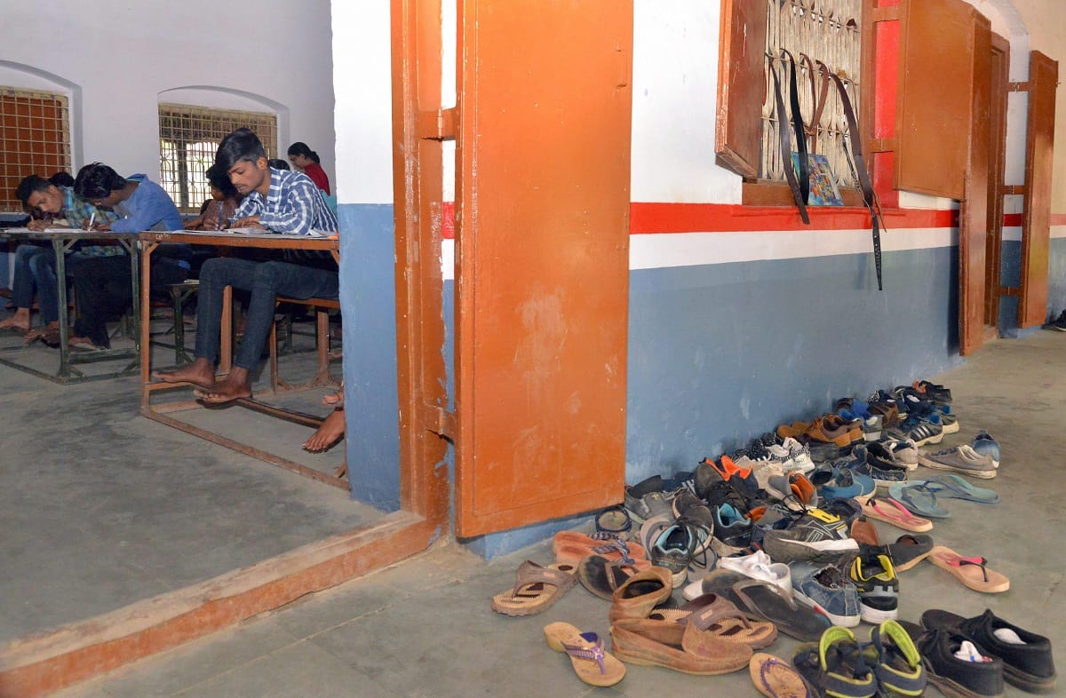 cbse exam 10th and 12th starts 