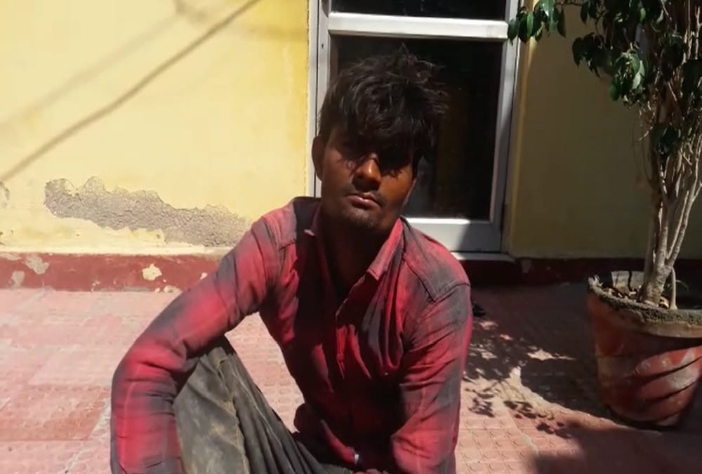 rajasthan alwar clash between police and goose smuggler in tapukara  