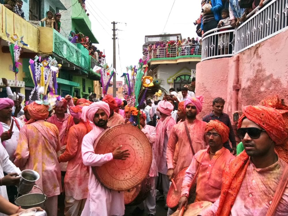 hooranga holi organized in kosi kalan of mathura
