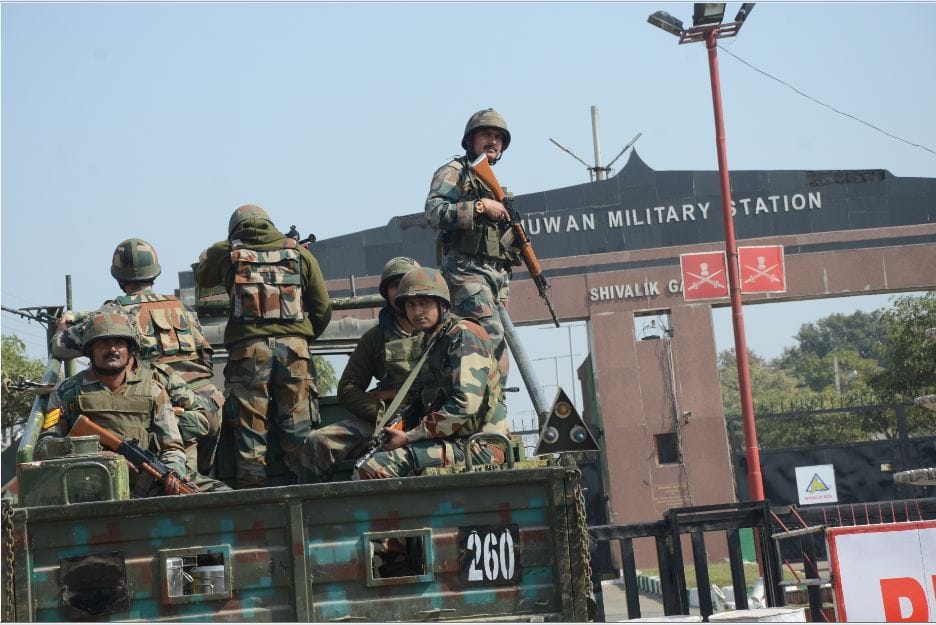 One Jaish-e-Mohammed terrorist killed in an pulwama encounter 