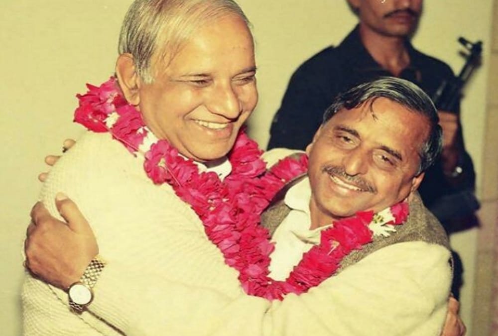 SP BSP Gathbandhan News Guest House Case was reason behind Mayawati and Mulayam singh animosity