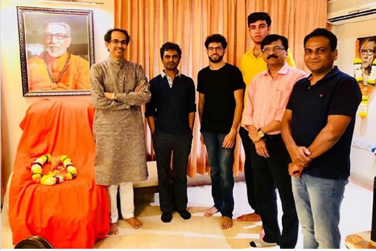 Nawazuddin Siddiqui shares picture with uddhav and aditya thackeray for Bal thackeray biopic