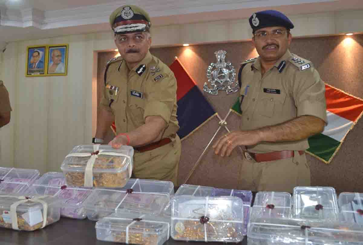 jewellery found in graveyard by police