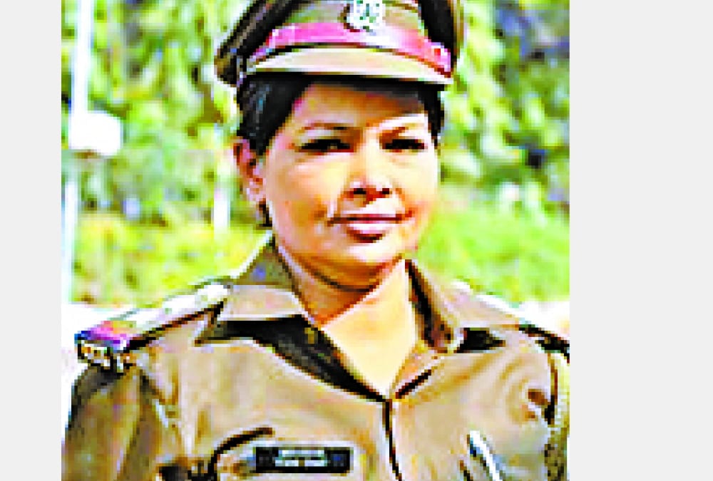 case filed against police officer for presenting fake proof in sitapur.