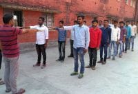 महिलाओं का सम्मान करने के लिए छात्रों को दिलाया संकल्प