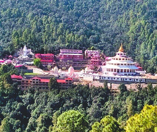 Dol ashram will be installed big shiriyantra