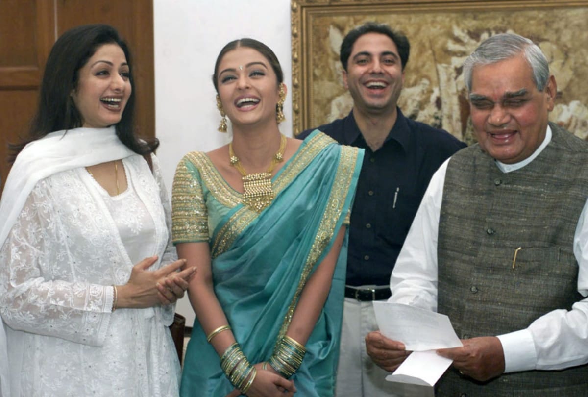 view 7 rare pictures of sridevi