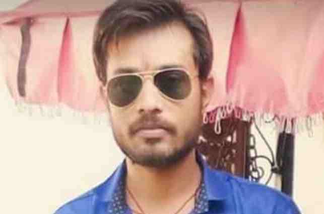 varnasi person shoot himself after family dispute 