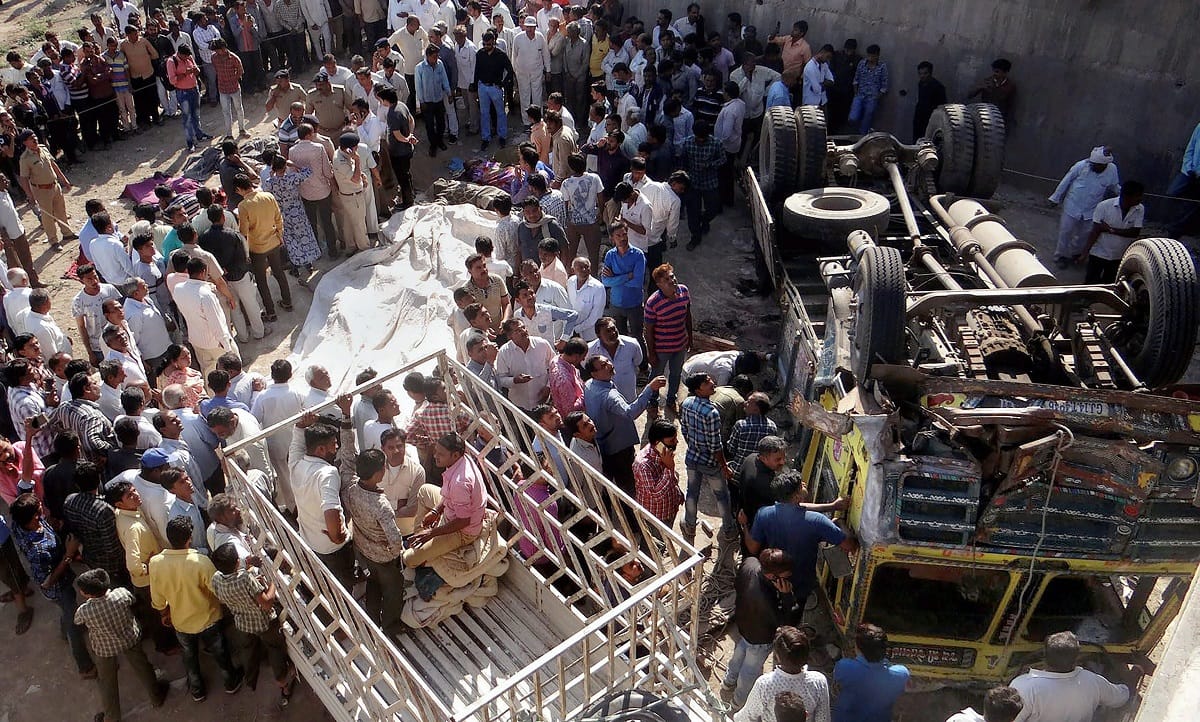 26 people dead after truck fell into a drain in Gujarat