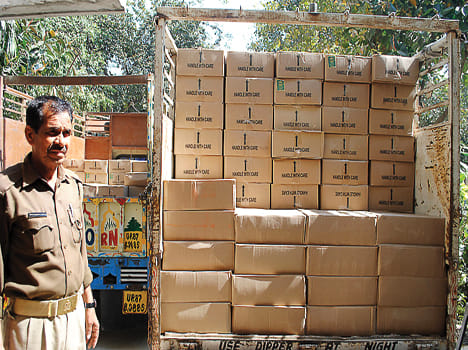 CO and Crime Branch raid 350 bags of liquor