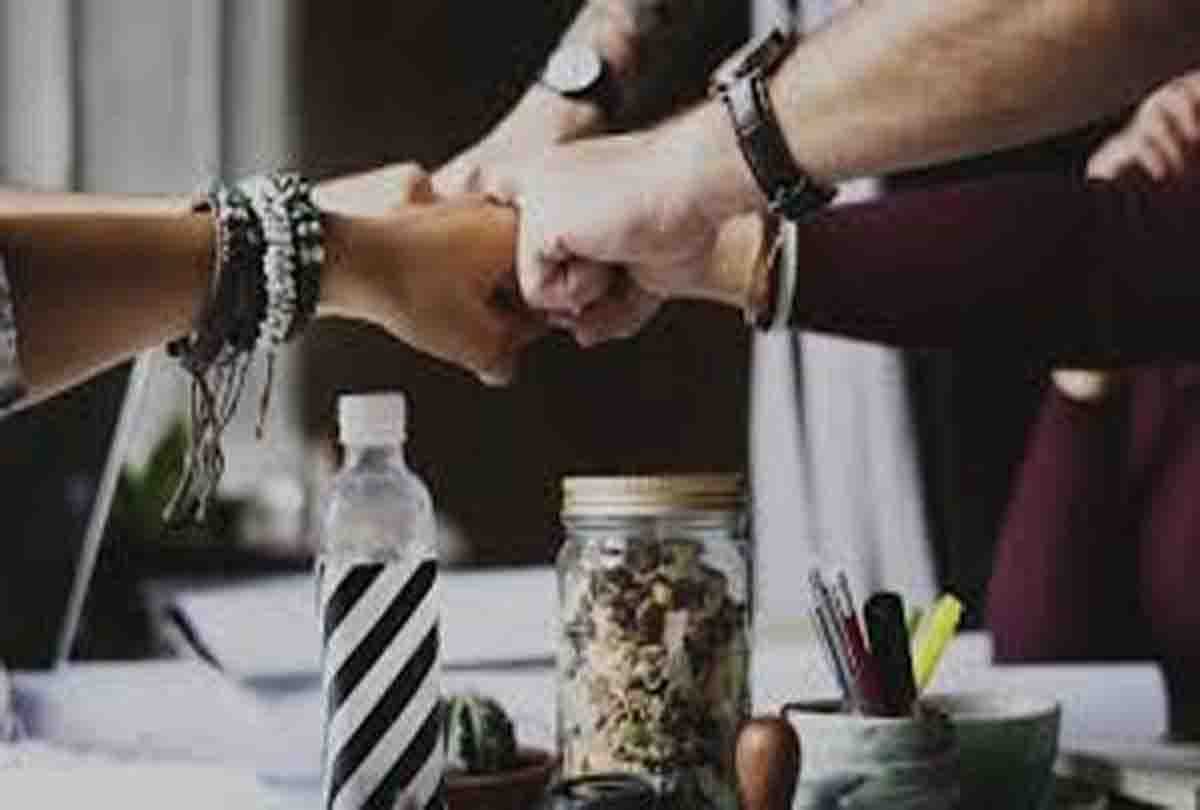 how to manage a Startup initiative