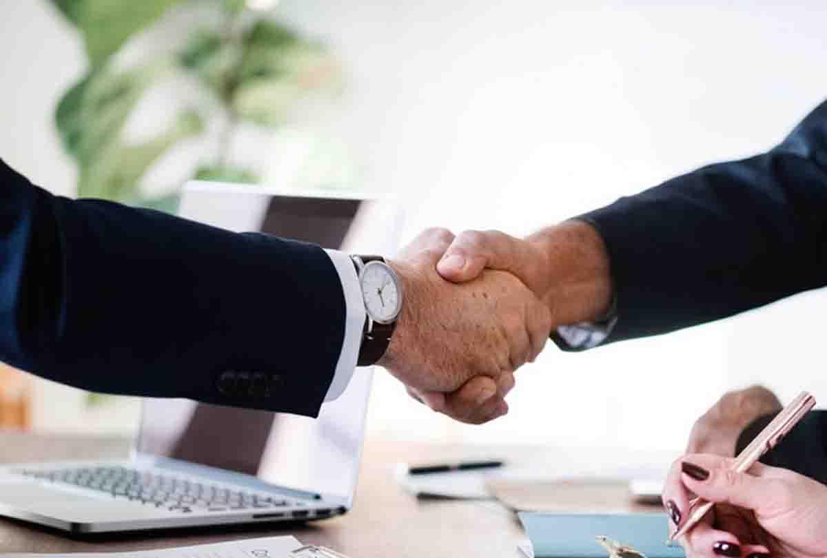 how to manage a Startup initiative
