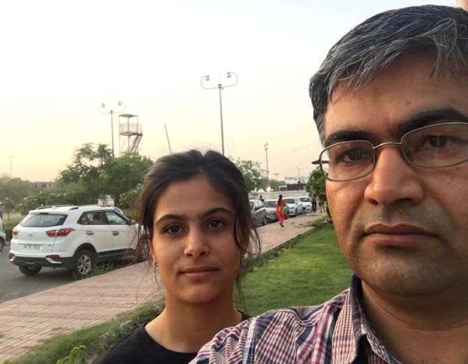 women's day, Manu Bhaker won two gold medal in ISSF World Cup 2018