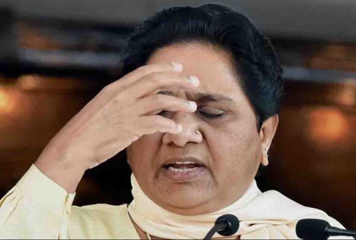 akhilesh yadav statement about mayawati