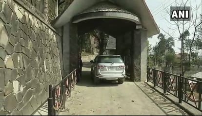 bjp leaders arrive at governor house in nagaland
