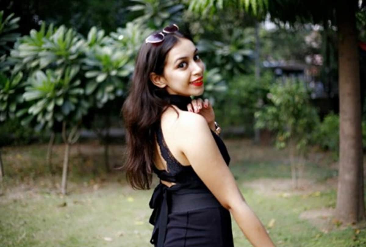 womens day: youtube singer and viner pratistha sharma wants to become actress in yashraj banner