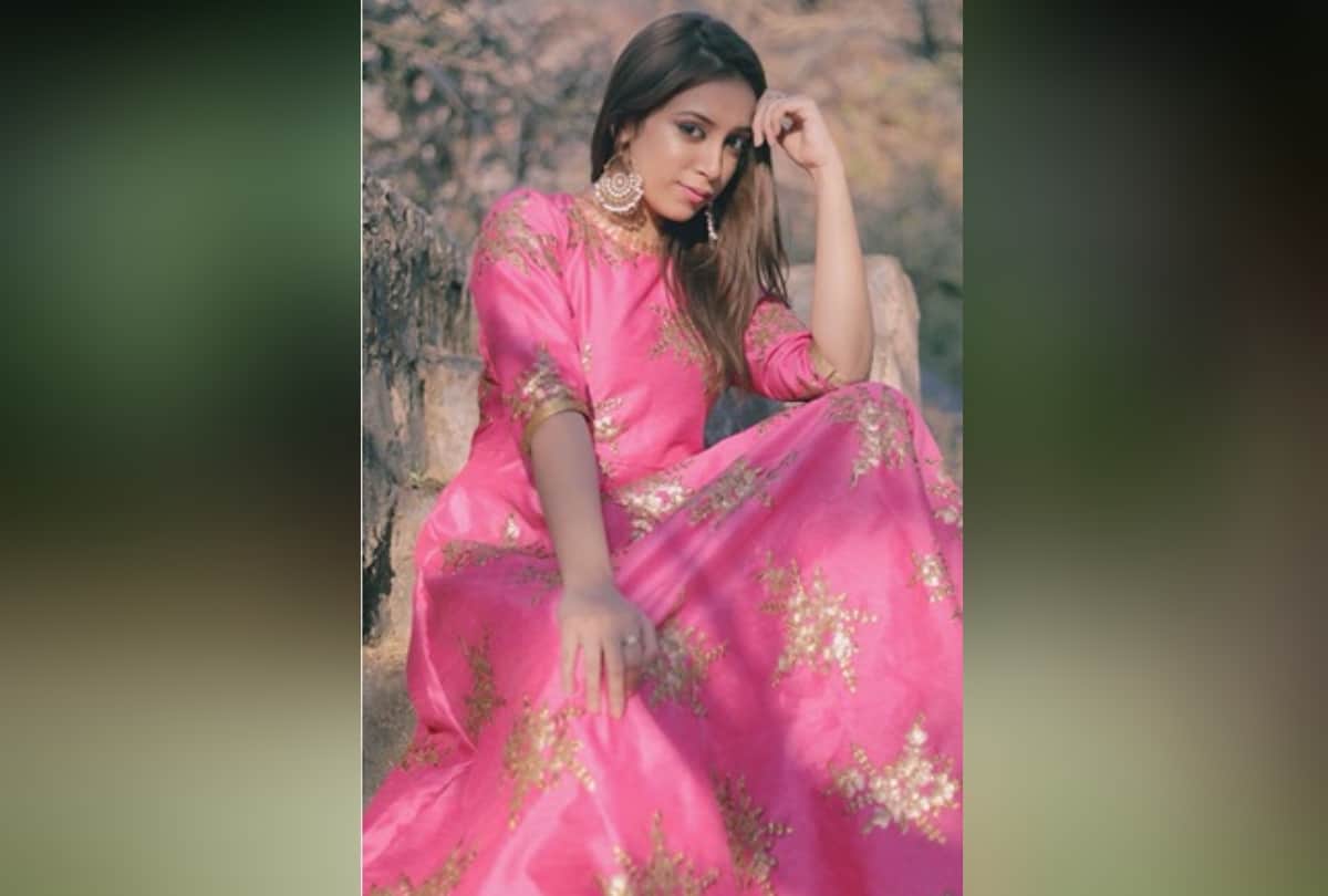 womens day: youtube singer and viner pratistha sharma wants to become actress in yashraj banner