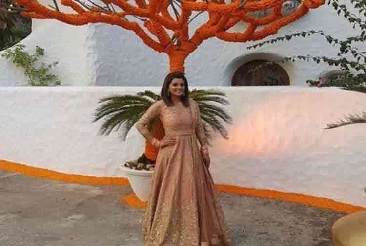 harbhajan singh wife geeta basra new photoshoot with daughter hinaaya viral in social media