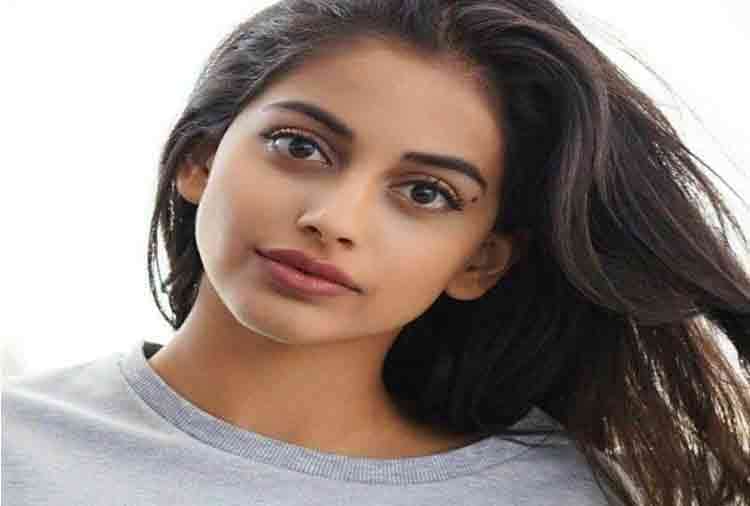 WOMENS DAY NEW 5 HEROINES SOON ENTRY IN BOLLYWOOD