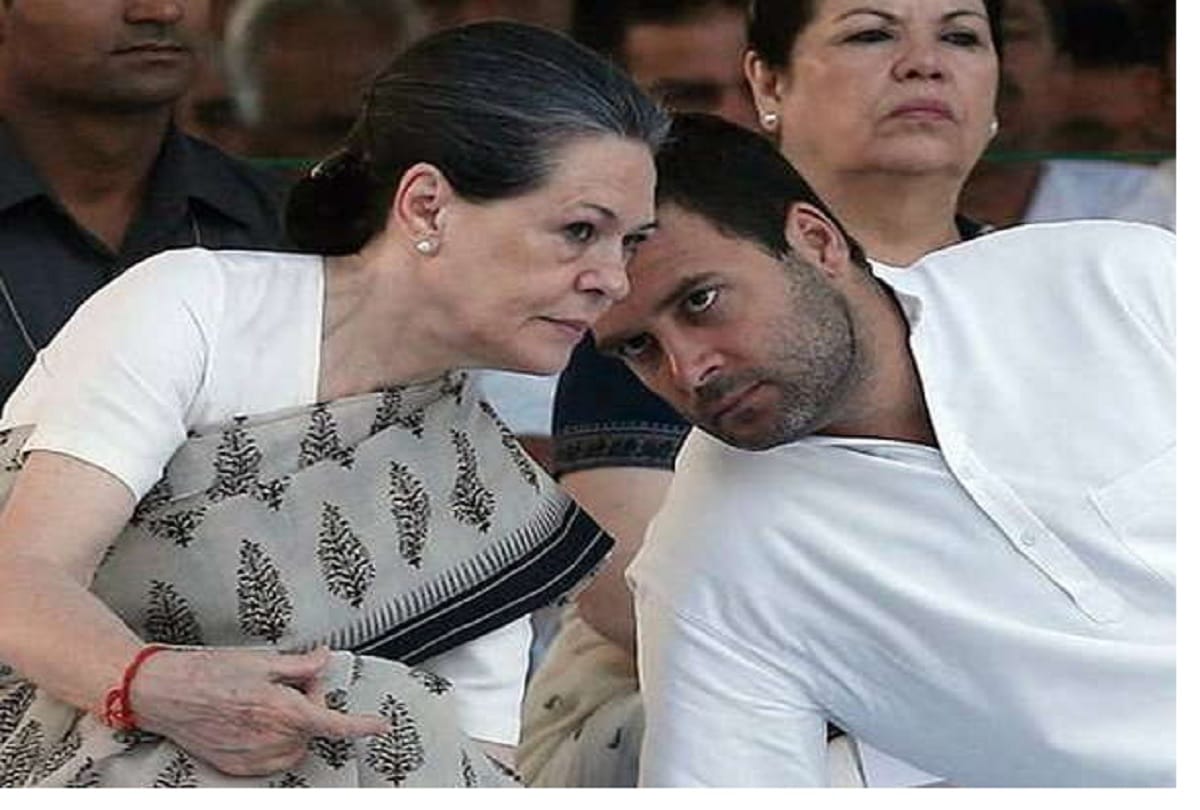 Sonia Gandhi`s 'dinner diplomacy' to unite the opposition, will meet on March 13 against Modi